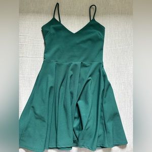 Windsor Short Emerald Green Dress